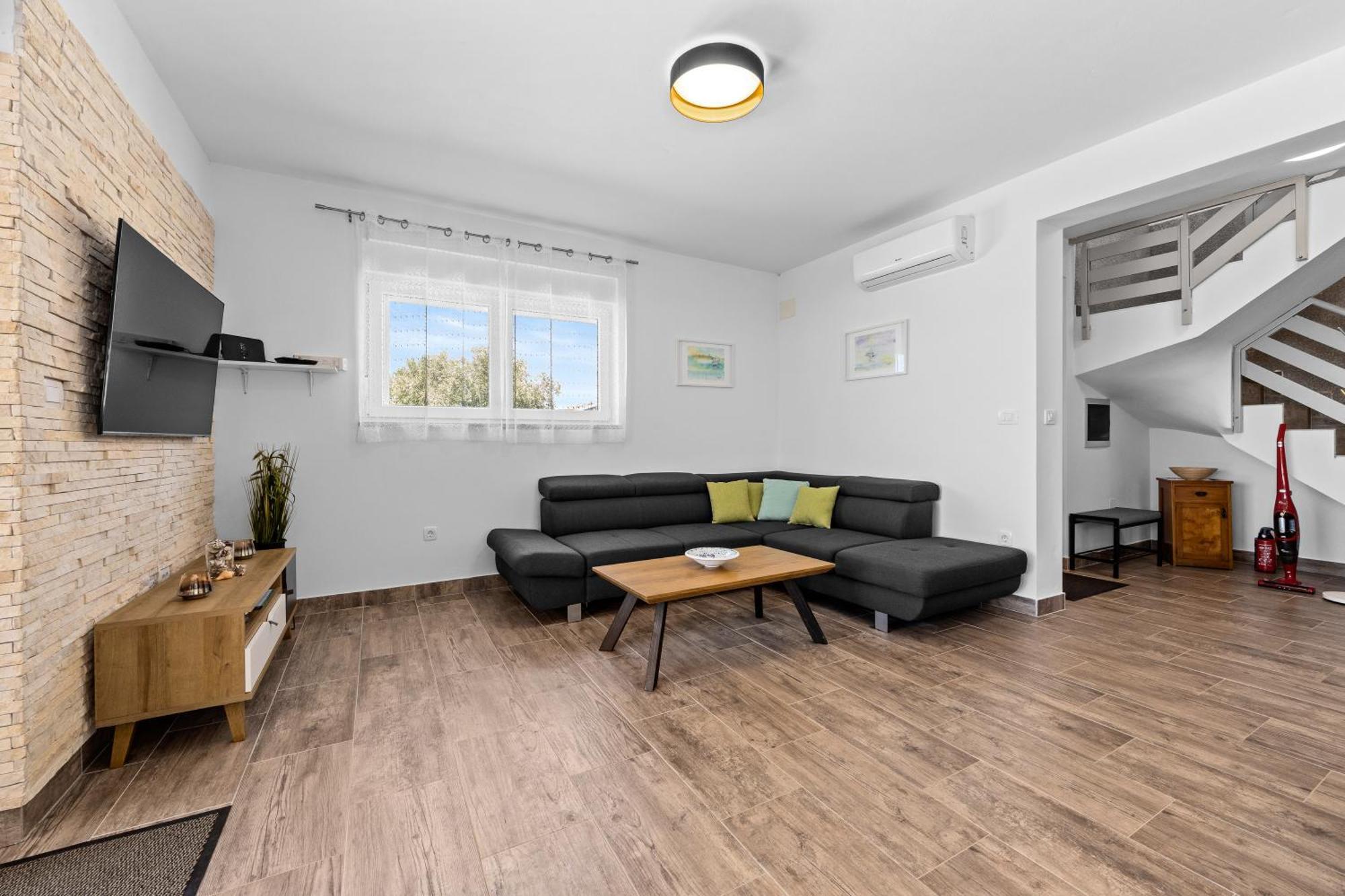 Villa Sunny Olive Peroj Bagian luar foto