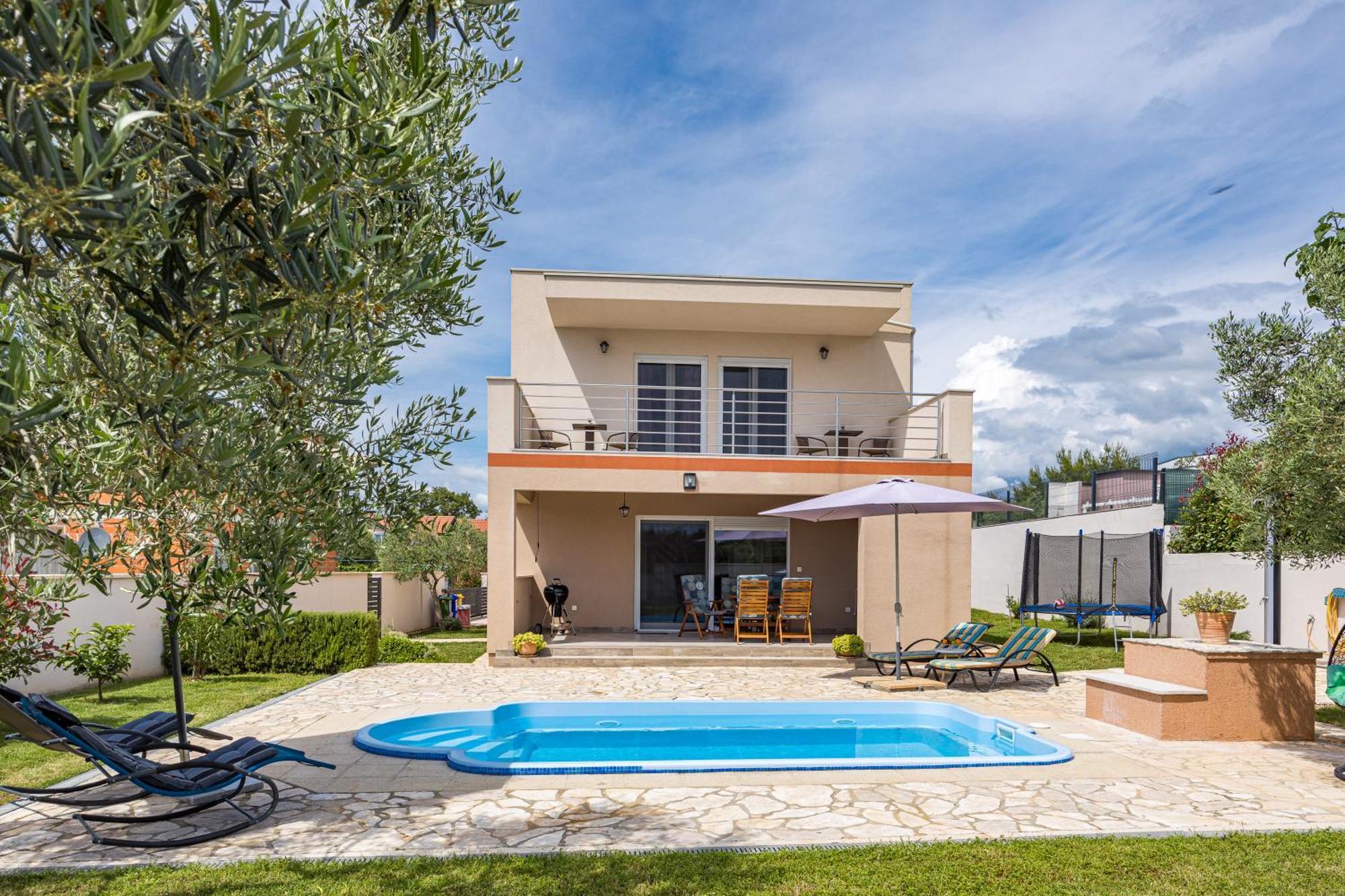 Villa Sunny Olive Peroj Bagian luar foto