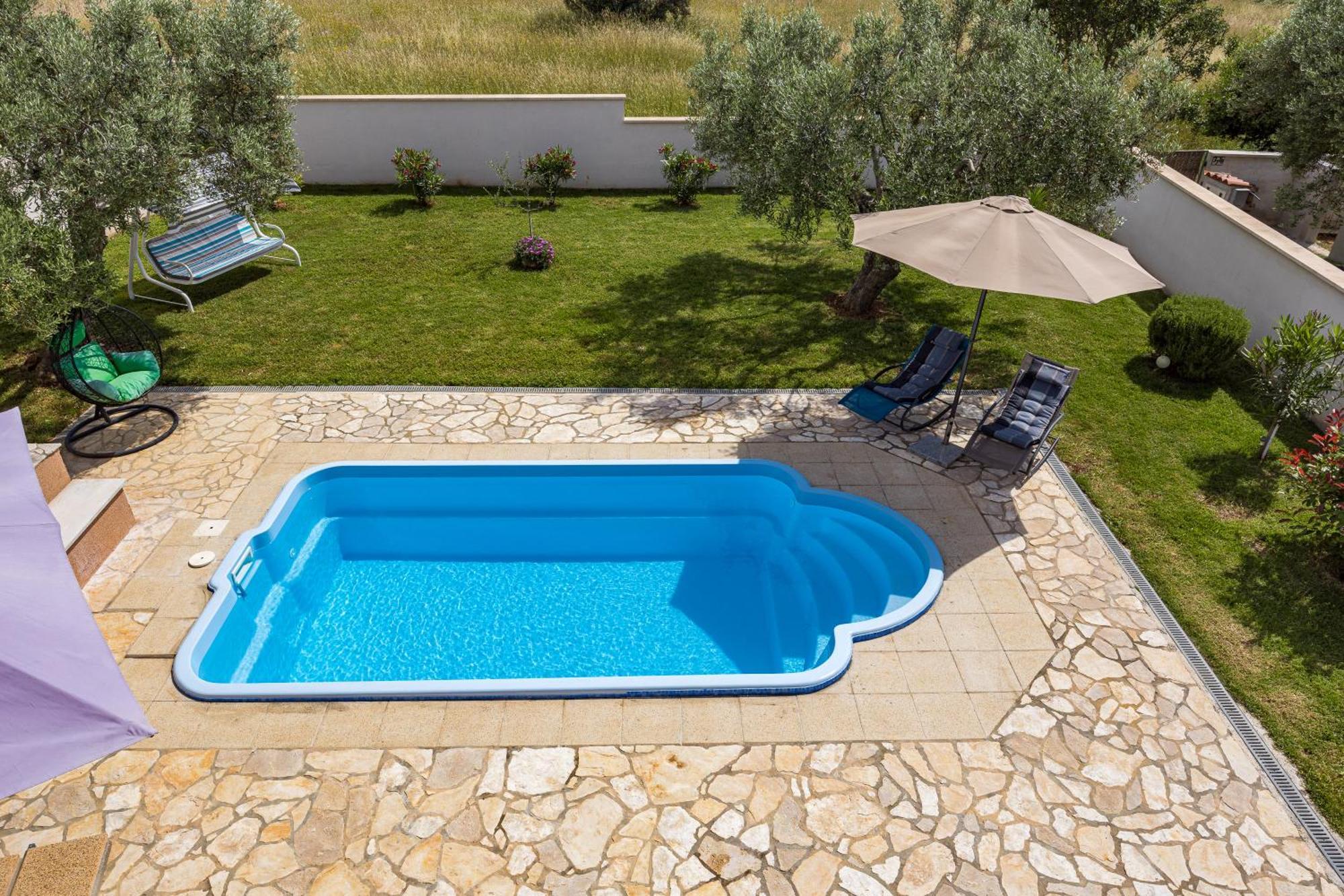 Villa Sunny Olive Peroj Bagian luar foto
